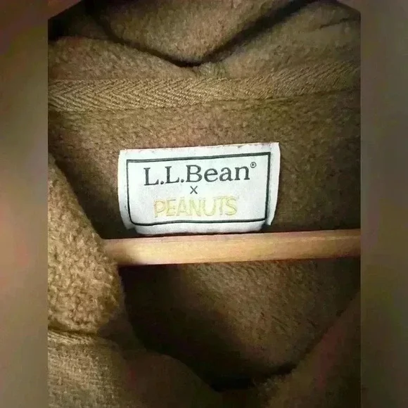 Retro LLbean X snoopy collaboration hoodie - Picture 3 of 5